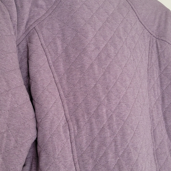 NWT, The North Face SzM lavendar quilted coat/jacket - Picture 6 of 7